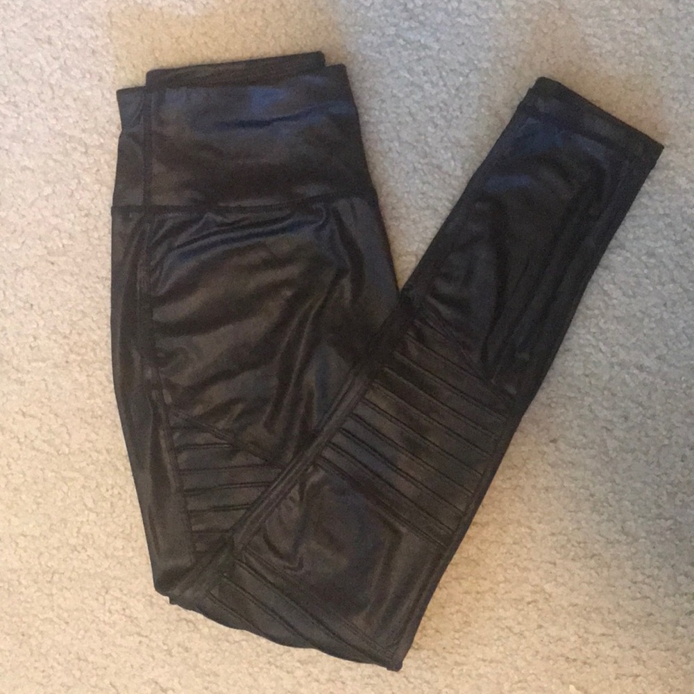 Faux leather leggings